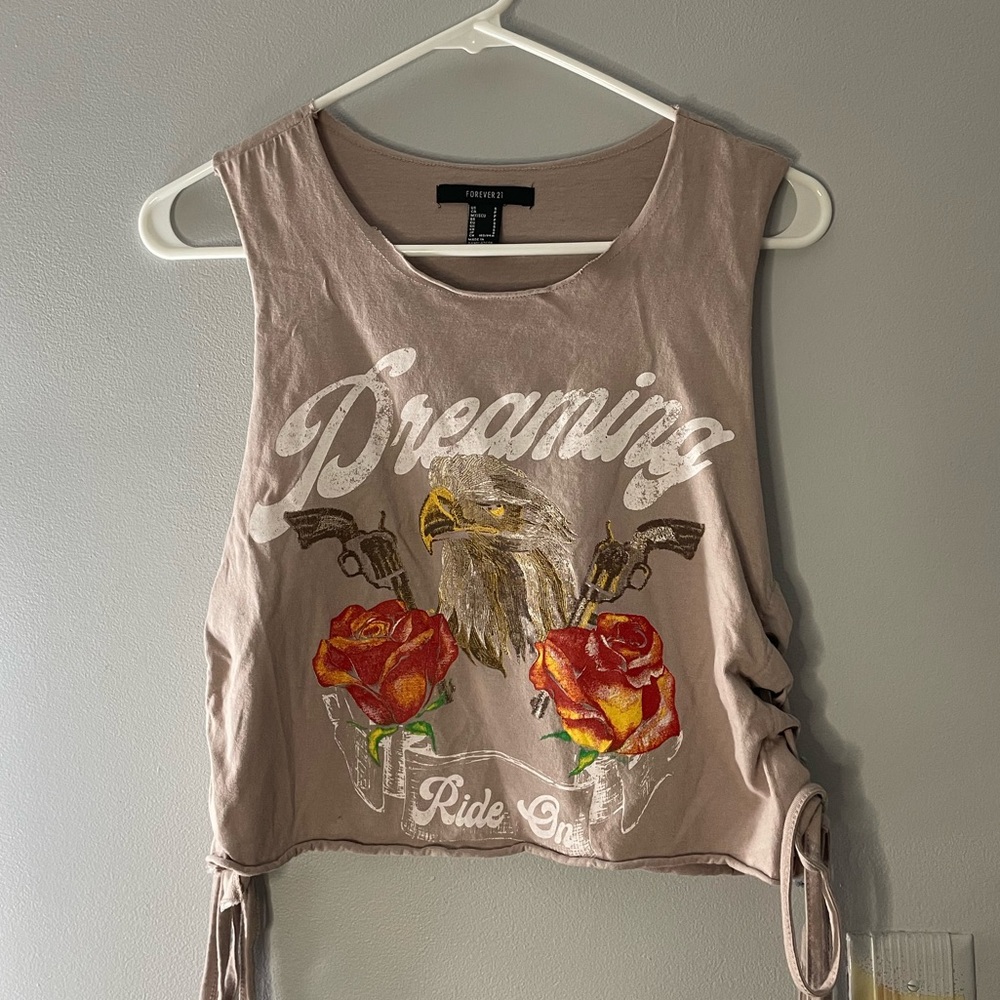 Side tie crop top. Brand: Forever 21. Size: S. Fun design on front!